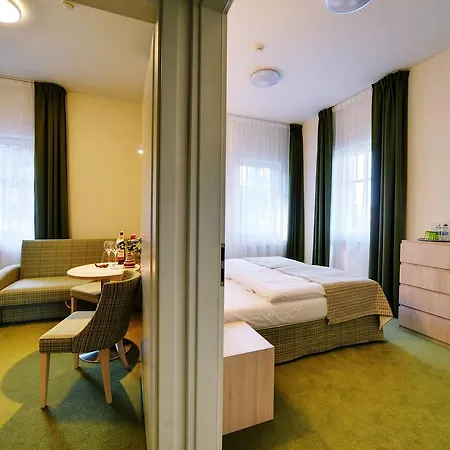 Odkrywców Hotel