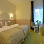 Hotel Odkrywców