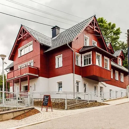 Odkrywcow Otel 3*